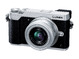 デジタル一眼カメラ/レンズキット（シルバー）「DMC-GX7MK2KS」